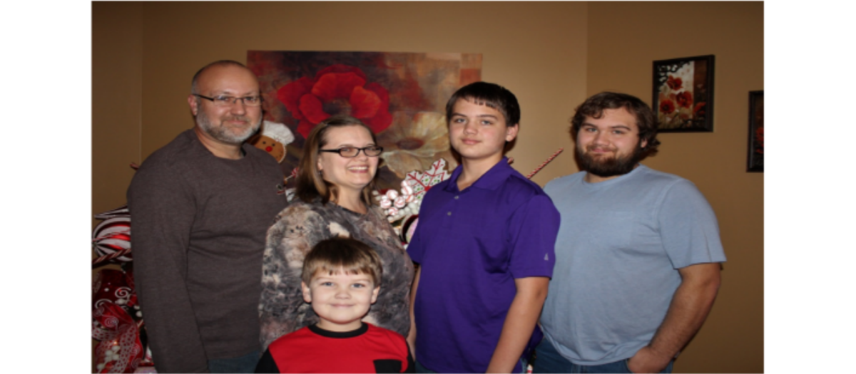 Welcome to Caneyville Christian Church the Scott Family 